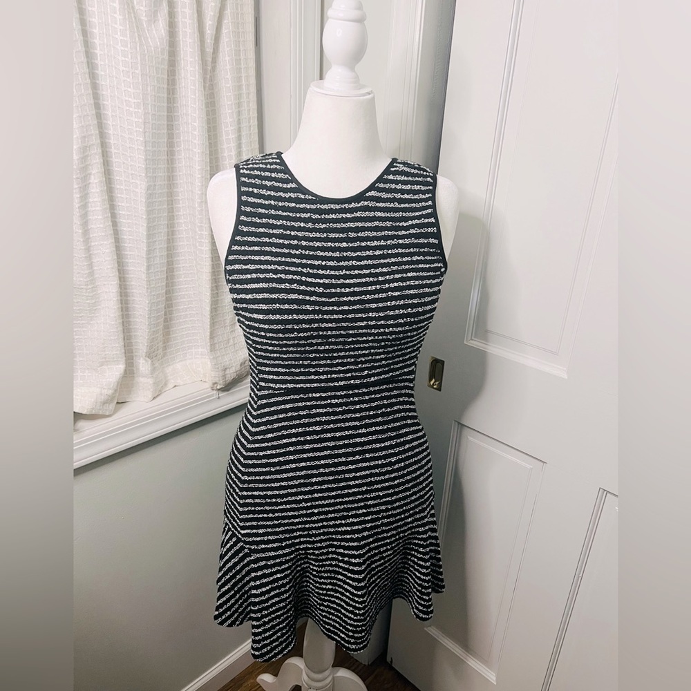 #139 THEORY • STRIPED SUMMER KNIT DRESS